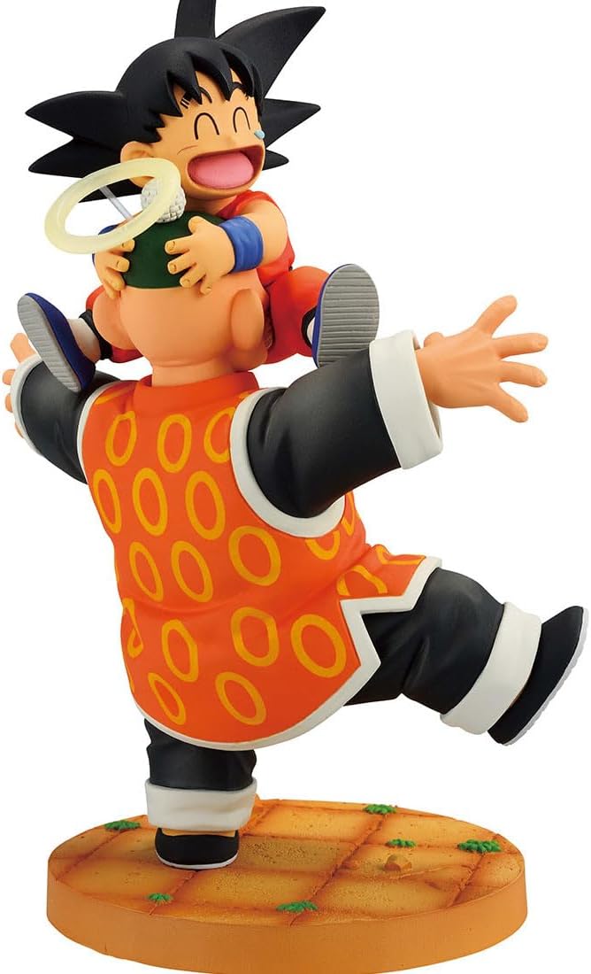 Ichibansho Dragon Ball Goku and Grandpa Gohan (Dragon History II) Revible Moment: Bandai Spirits Premium Collectible Statue - Emotional Figurine with Details, Perfect for Nostalgic Collectors