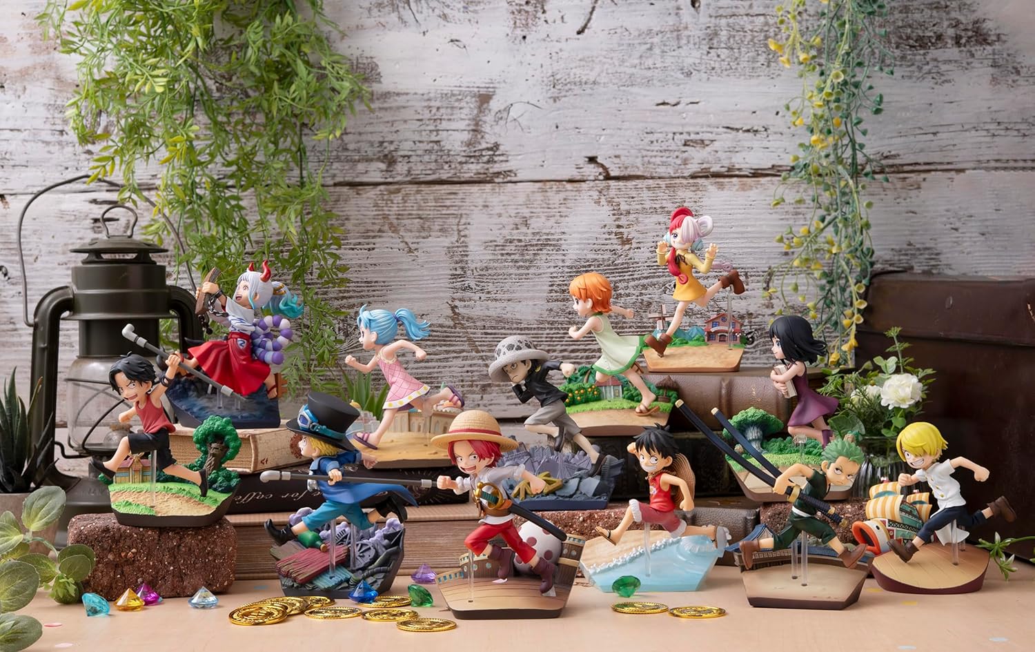 Megahouse, Shanks Run! Run! One Piece, G.E.M. Series, 12 cm, MH840241, Multicolor, Collectible Figure, Optima for Anime Fans